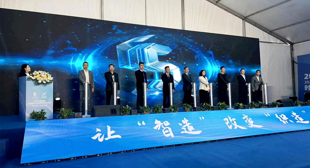 濮院展会精彩回首 | 龙8头号玩家展位人潮涌动，行业前沿手艺一清二楚https://mmbiz.qpic.cn/mmbiz_jpg/uVPLicGse1zfSGAnFj8sU92BkOhtqnEerEJasH17wcFWMmXUSNBo3ibFJKHRHTG82ccnGjNOMEhdcbEAZuheWEIQ/640?wx_fmt=jpeg&from=appmsg&tp=wxpic&wxfrom=5&wx_(图4)